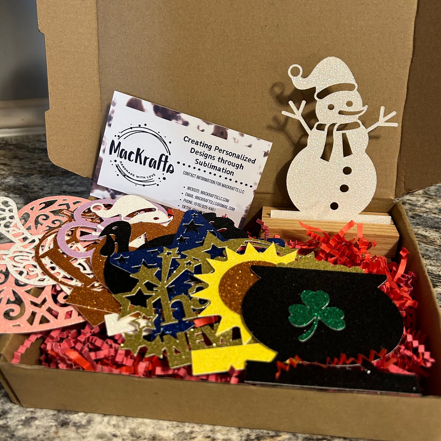 Seasonal Shelf Sitter Set