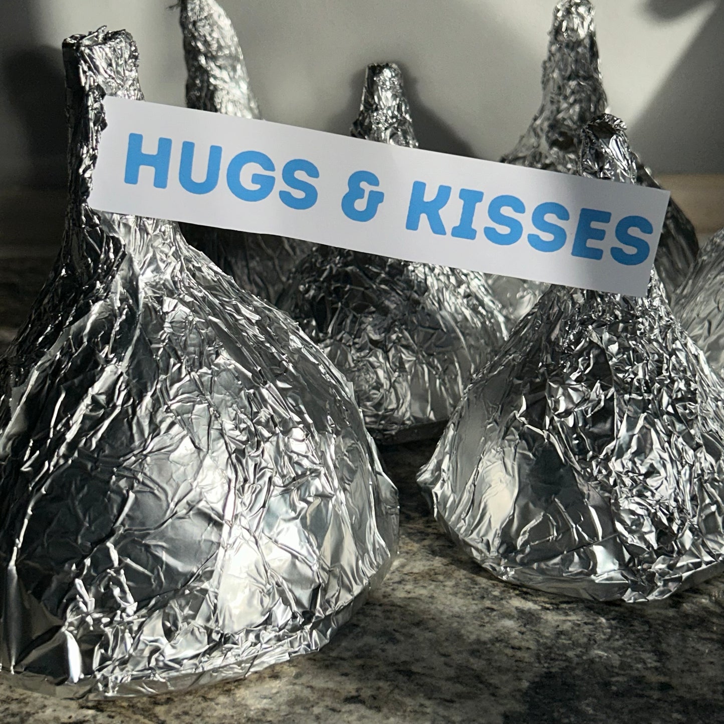 Hugs & Kisses Surprise 4-6 surprises in each!!!